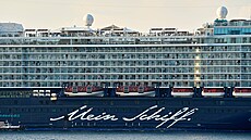 Lo� Mein Schiff spole�nosti TUI v �eckém Korfu (4. zá�í 2024)
