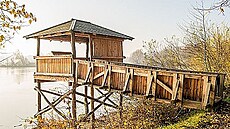 P�ed zahájením stavby �elezni�ního napojení mo�novské pr�myslové zóny musejí být kompenza�ní opat�ení v krajin� Pood�í funk�ní, uvedla Agentura ochrany p�írody a krajiny.