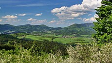 Beskydy a jejich �lenitá krajina lákají tisíce turist�. Obejít se na �ad� tras...