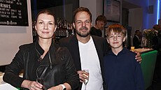 Ond�ej Ládek alias Xindl X, jeho man�elka Monika Ládková a syn Mikulá� (27....