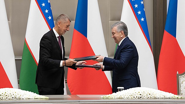 Premi�ra Andreje Babi�e (ANO) v Uzbekist�nu, kde vrchol� cesta �esk� delegace, p�ijal uzbeck� prezident �avkat Mirzijojev. (30. dubna 2026)