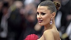 Ruská here�ka a influencerka Viktorija Bonja na filmovém festivalu v Cannes...