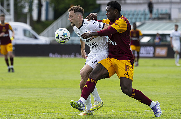 ONLINE: Dukla - Slovácko 0:1, souboj na barážových místech. Juroška otevírá skóre ONLINE: Dukla - Slovácko 0:1, souboj na barážových místech. Juroška otevírá skóre