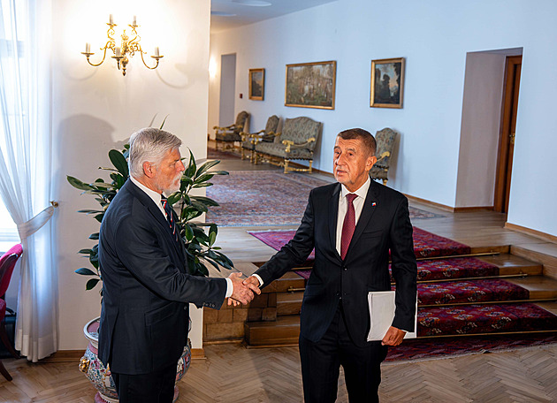 Babiš chodil pozdě i dřív, také Zeman a hlavně Putin. Dominance, míní experti Babiš chodil pozdě i dřív, také Zeman a hlavně Putin. Dominance, míní experti