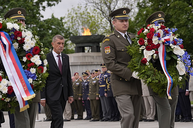 Co řekli ke Dni vítězství. Babiš: Státnická síla se pozná podle odvahy ukončit válku Co řekli ke Dni vítězství. Babiš: Státnická síla se pozná podle odvahy ukončit válku