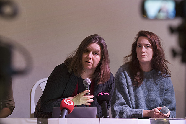Šimečku dobíhá matčina kauza, ztrácí. Po volbách mu to může paradoxně pomoci