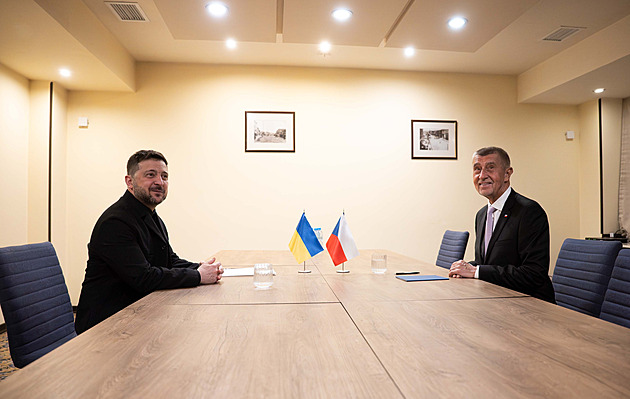 Babiš jednal se Zelenským. Chceme konec války, ale Trump řeší Hormuz, řekl