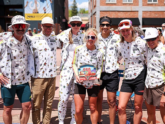 Rachel Entrekinová ovládla ultramaraton Cocodona 250 jako první žena v...