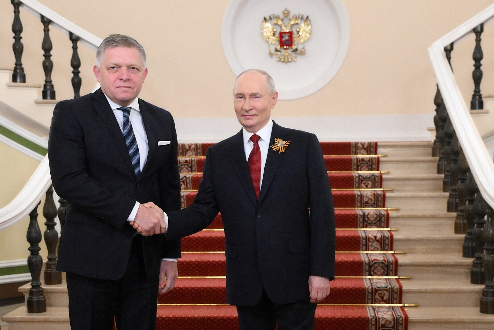 Fico se v Moskvě sešel s Putinem, vojenské přehlídky se nezúčastnil
