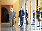 Prezident Petr Pavel a finský prezident Alexander Stubb, který zakon�í svou...