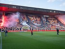 Choreo slávistických fanou�k� v derby proti Spart�