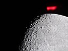 Snímky po�ízené b�hem mise Artemis II, p�i ní� lo� Orion s posádkou oblet�la...