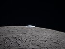 Snímky po�ízené b�hem mise Artemis II, p�i ní� lo� Orion s posádkou oblet�la...