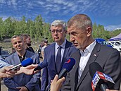 Ministerský p�edseda Andrej Babi� po náv�t�v� he�manické haldy v Ostrav�.