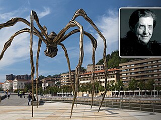 Monumentální socha pavouka Maman se pravideln� p�esouvá a vystavuje v mnoha...