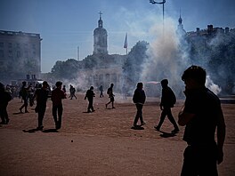 Oslavy Svátku práce ve sv�t�. Na snímku protest v Lyonu. (1. kv�tna 2026)