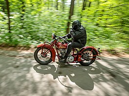 55. ro�ník Rallye K�ivonoska - motocykl� a automobil� vyrobených do roku 1945,...