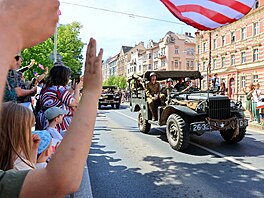 Tisíce lidí zhlédly v ned�li 3. kv�tna Konvoj svobody � Convoy of Liberty,...