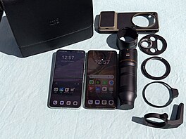 Oppo Find X9 Ultra a Vivo X300 Ultra s jejich fotografickým p�íslu�enstvím
