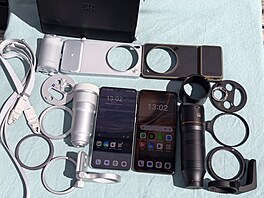Oppo Find X9 Ultra a Vivo X300 Ultra s jejich fotografickým p�íslu�enstvím