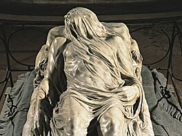 Socha Zahalený Kristus z roku 1753 od autora Giuseppeho Sammartina