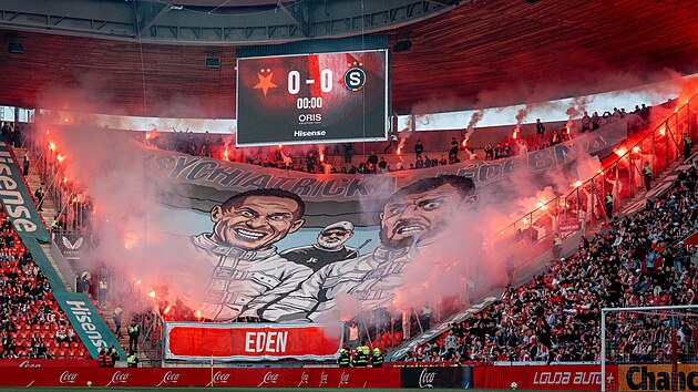 Choreo spar�ansk�ch fanou�k� v derby proti Slavii