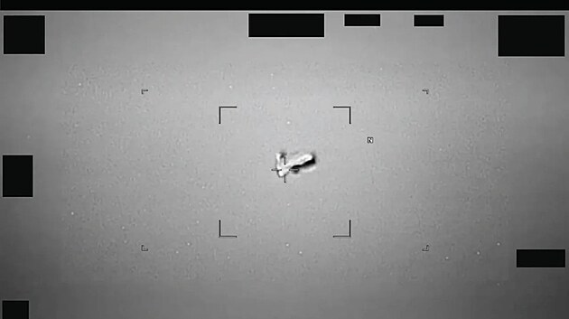 Pentagon zveřejnil další dosud utajovaná videa a fotky UFO i z nejnovější doby