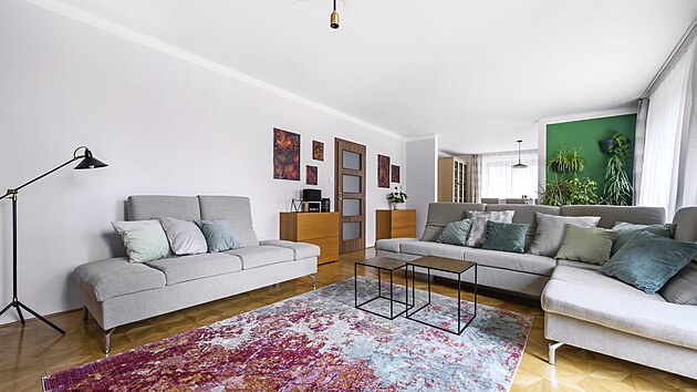 V�b�rem a rozm�st�n�m za��zen� cht�la design�rka vyzvednout p�ednosti st�vaj�c� otev�en� dispozice p��zem�.