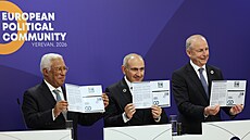Summit Evropského politického spole�enství v arménském Jerevanu. Na snímku...