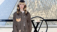 Krasobrusla�ka Alysa Liuová p�i p�ehlídce podzimní kolekce Louis Vuitton b�hem...