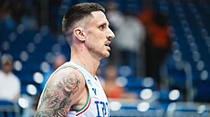 Italský basketbalista Achille Polonara.