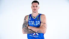 Italský basketbalista Achille Polonara.