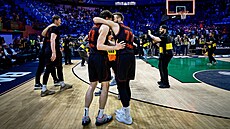 Basketbalisté Rytasu Vilnius slaví vít�zství v Lize mistr�.