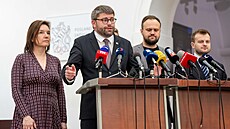 Jednání Poslanecké sn�movny, u �e�nického pultu je p�edseda ODS Martin Kupka.