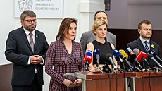 Jednání Poslanecké sn�movny, u �e�nického pultu je p�edseda ODS Martin Kupka.