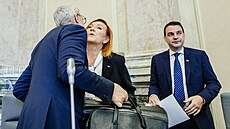 Vláda projednává op�tovné zavedení EET pro restaurace, obchodníky,...