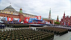 Ru�tí vojáci se ú�astní vojenské p�ehlídky ke Dni vít�zství. (9. kv�tna 2026)
