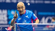 Stolní tenista Wang Qi si zahrál na mistrovství sv�ta dru�stev v Londýn� v 73...