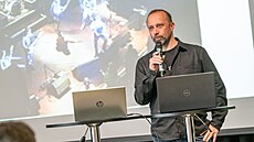 Sdru�ení Aréna Zlín uspo�ádalo ve�ejnou diskusi v Ba�ov� institutu. Jejím...
