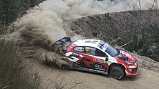 Oliver Solberg b�hem první etapy portugalské rallye.