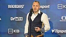 Luká� Pech p�ebral cenu za oddanost hokeji na vyhlá�ení Hokejisty sezony.
