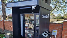 Automat na sví�ky zdobí také h�bitov v Rati�kovicích. (5. kv�tna 2026)