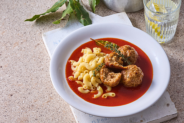 Tradiční rajská omáčka s masovými kuličkami: Recept jako od babičky