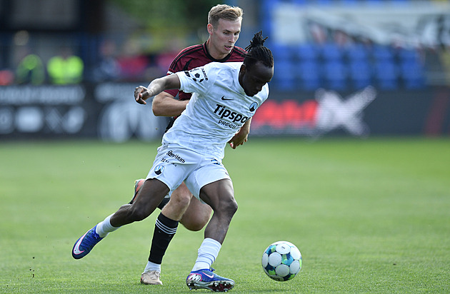 Sparta vykoupila Mannsverka z Ajaxu. Ukázal správnou mentalitu, řekl Rosický
