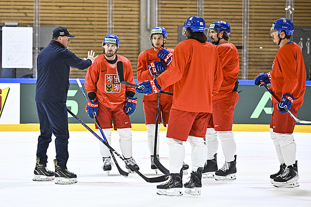 ONLINE: Česko - Dánsko. Na úvod MS chytá Kořenář, potvrdí hokejisté roli favorita? ONLINE: Česko - Dánsko. Na úvod MS chytá Kořenář, potvrdí hokejisté roli favorita?