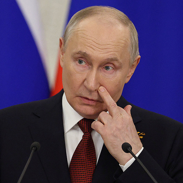 Postavil se Putinovi. Moskevský arcibiskup končí, ruské katolíky poprvé povede Rus