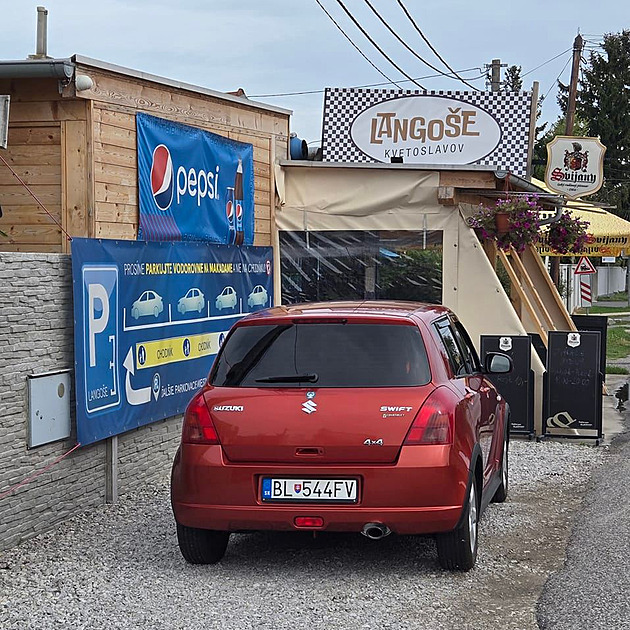 Prodejce langošů ze Slovenska dostal pokutu 1 500 eur. Na účtence chyběly háčky