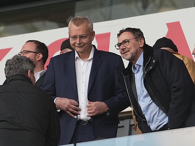 Slavia bir plak anlaşması için pazarlık yapıyor. Liberec'ten iki takviye daha istiyor