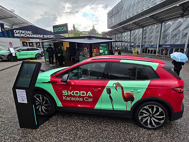 Automobilka �koda ve �v�carsku p�edstavuje sv�j nov� elektrick� model �koda...