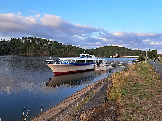 Ji�n� a z�padn� �echy z paluby lodi: Vyplujte na Vltavu i Hracholusky